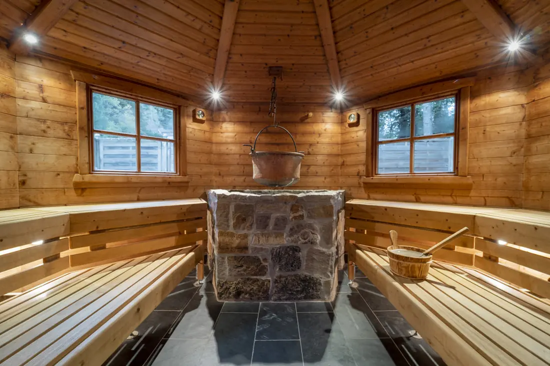 Finnische Blockhaus-Sauna im Hotel